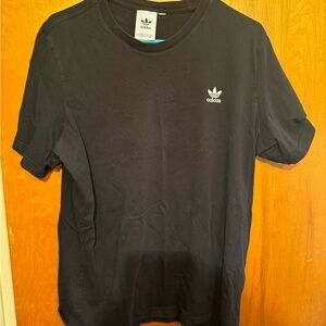 Adidas essential T shirt